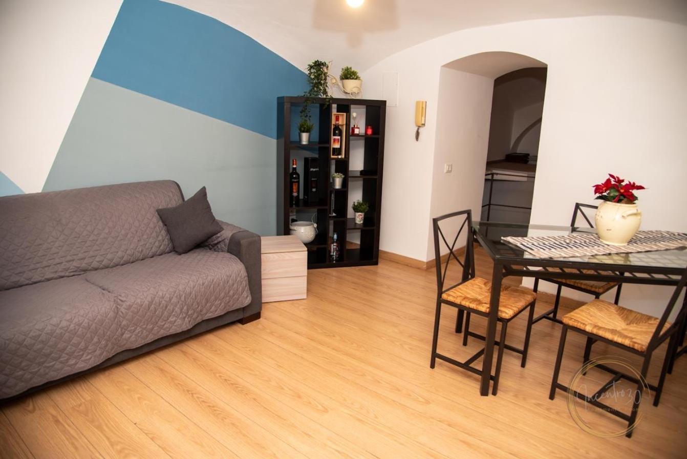 Incentro Salerno Apartment ภายนอก รูปภาพ