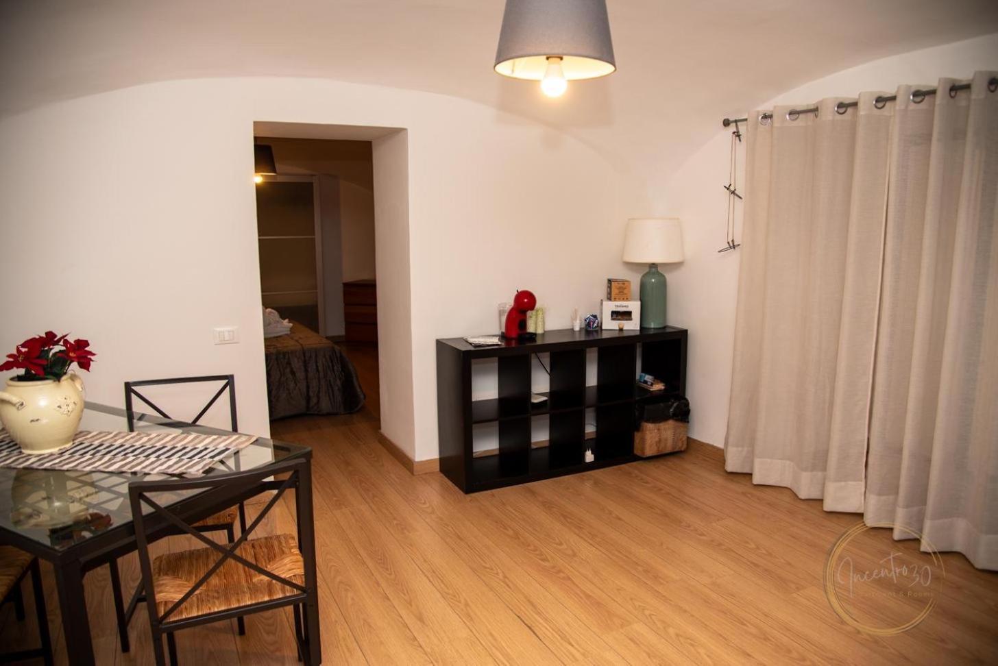 Incentro Salerno Apartment ภายนอก รูปภาพ